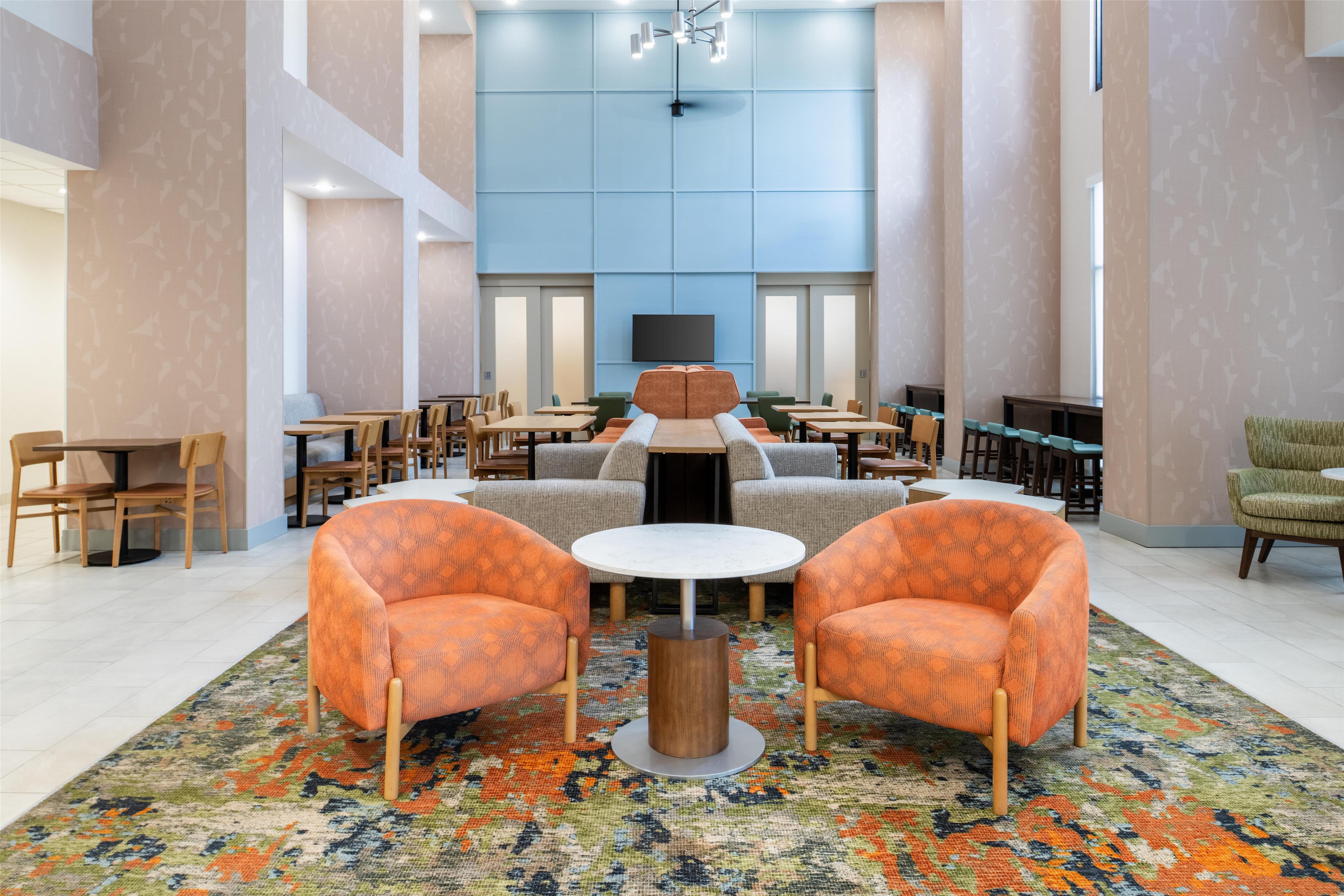 Breakfast Area | Hampton Inn & Suites Prescott Valley