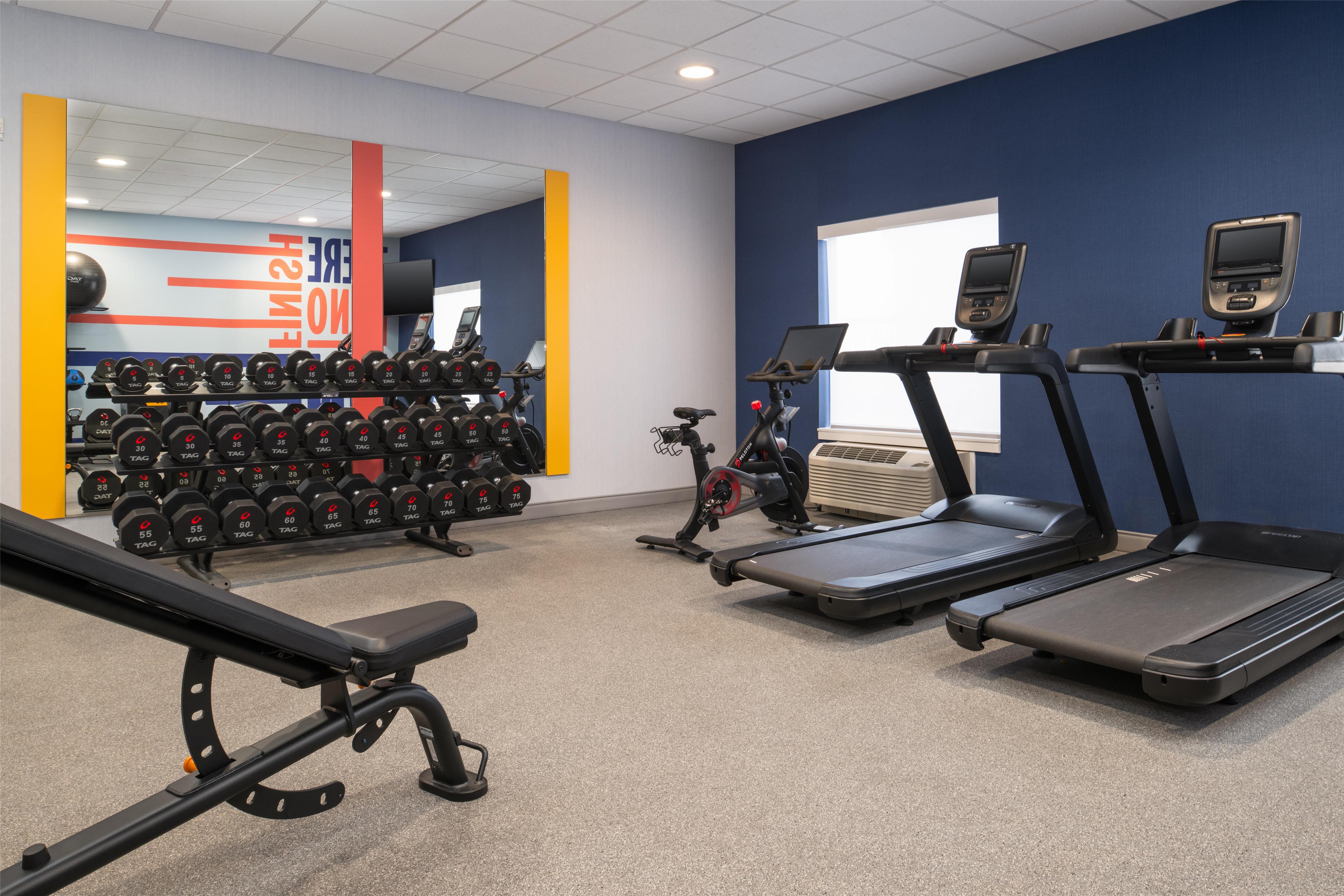 Health club fitness center gym | Hampton Inn & Suites Prescott Valley