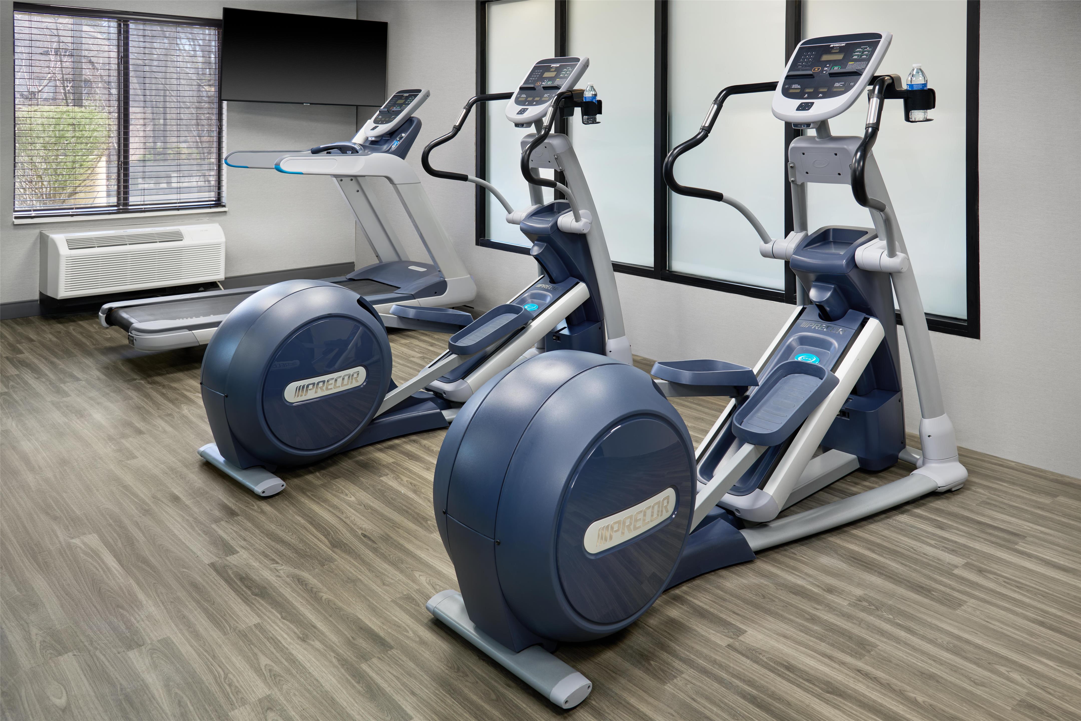 Health club fitness center gym | Hampton Inn & Suites Parsippany/North