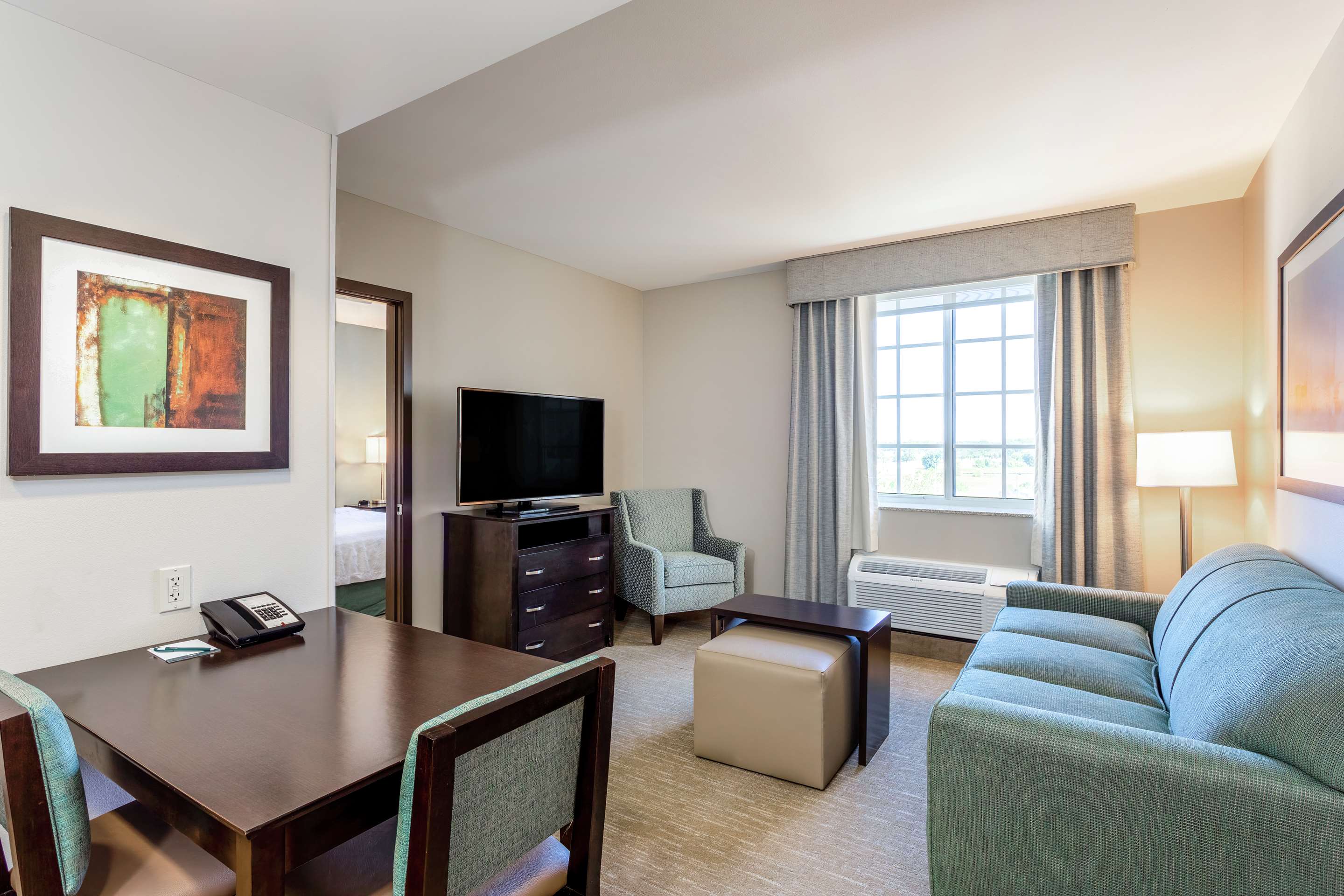 Guest room