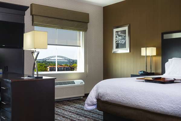  - Hampton Inn & Suites Downtown Portsmouth