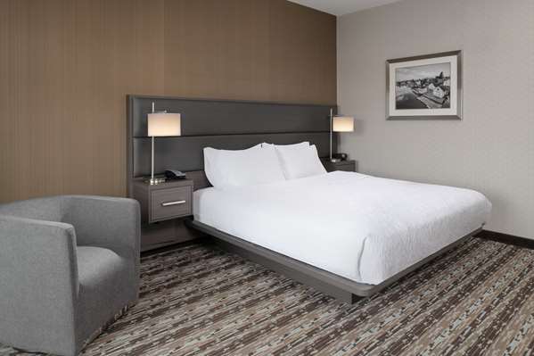  - Hampton Inn & Suites Downtown Portsmouth