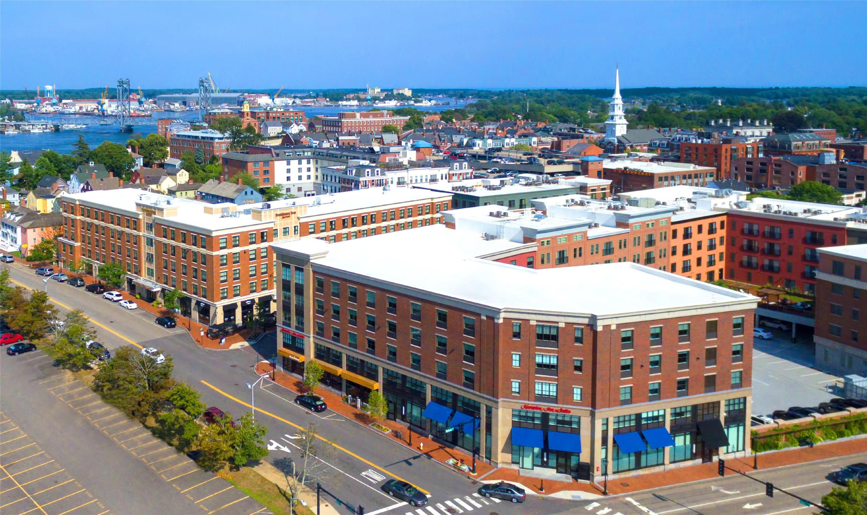 Exterior | Hampton Inn & Suites Portsmouth Downtown