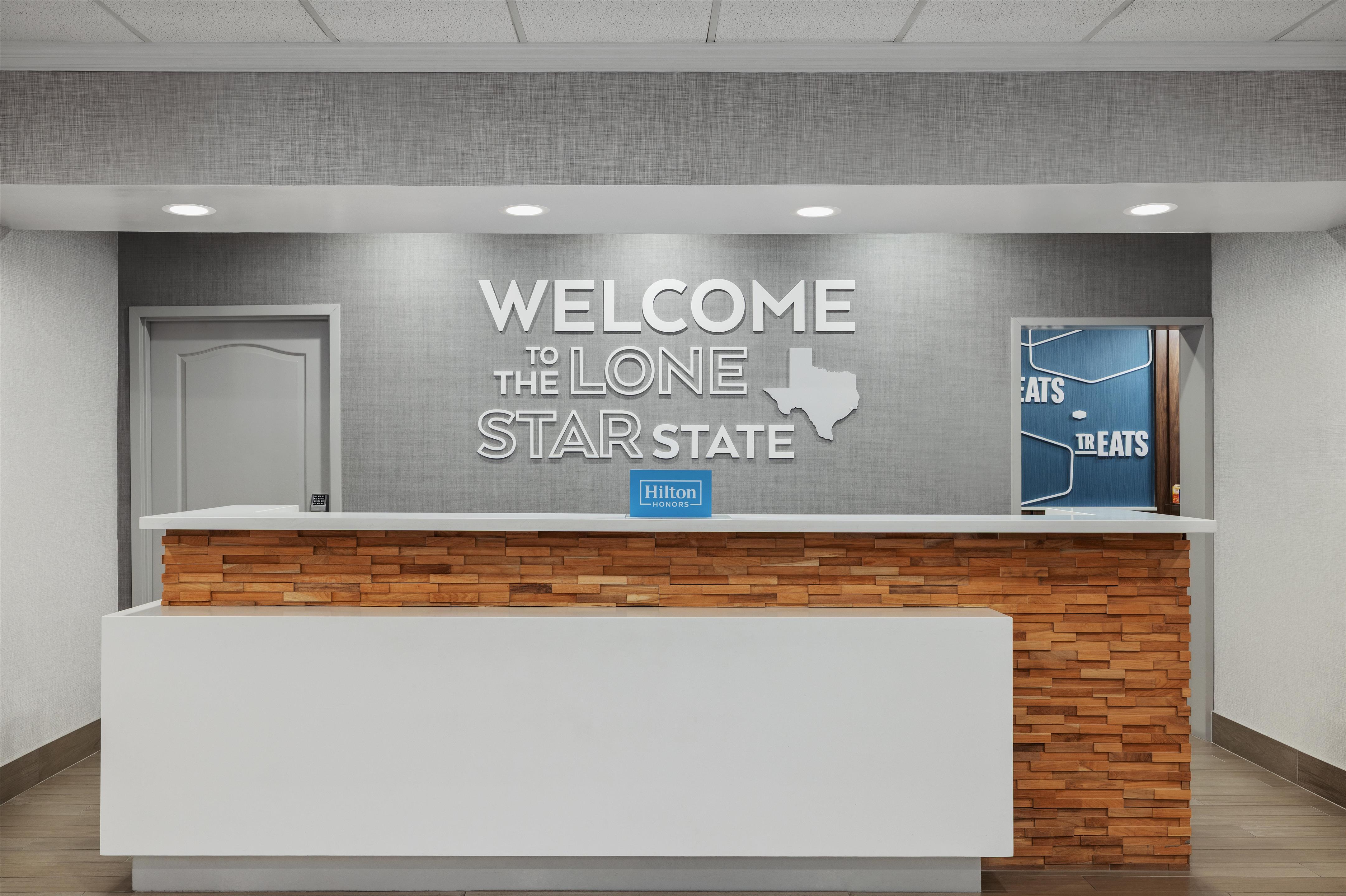 Reception | Hampton Inn & Suites Port Arthur