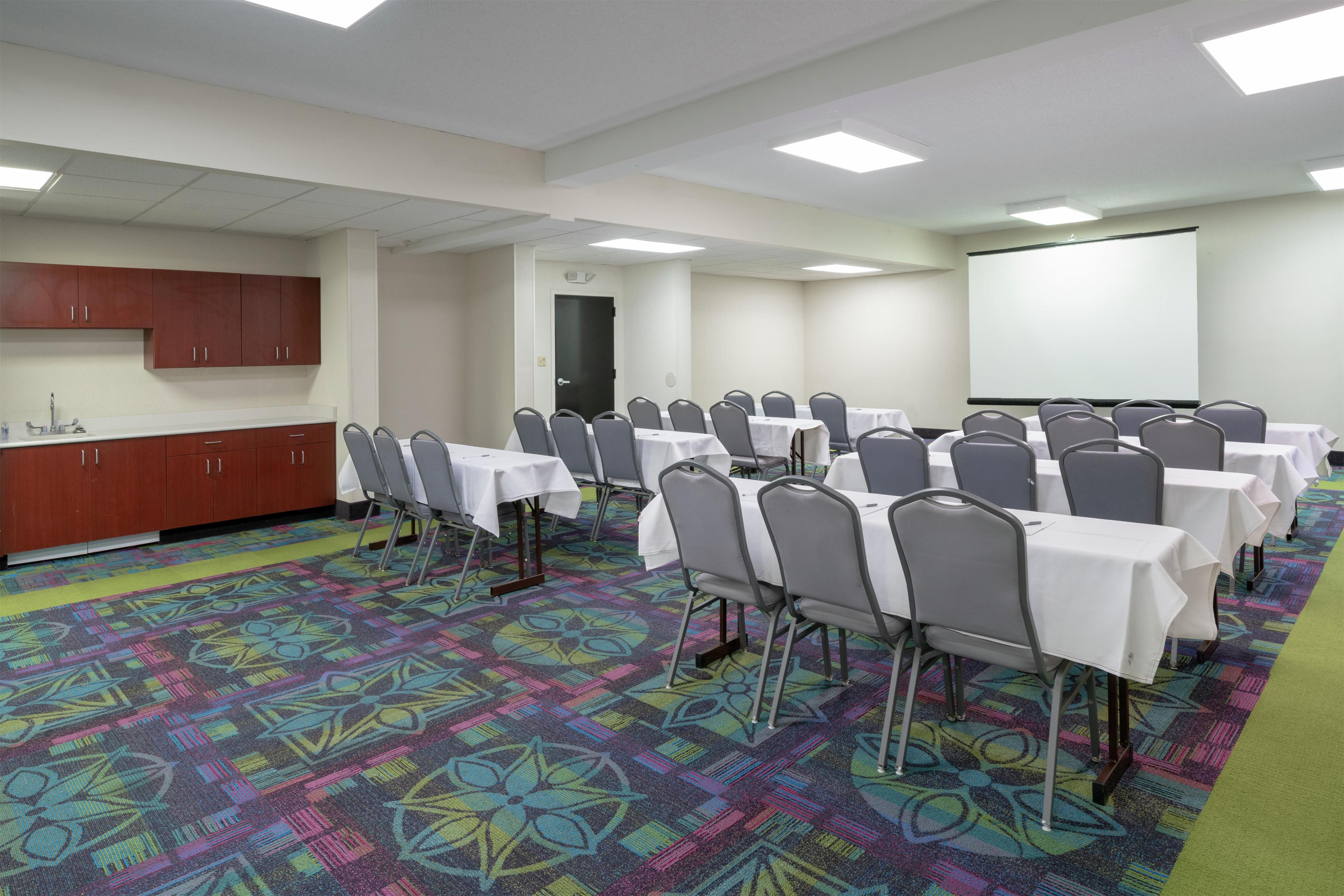 Meeting Room | Hampton Inn by Hilton Hopewell Fort Gregg-Adams