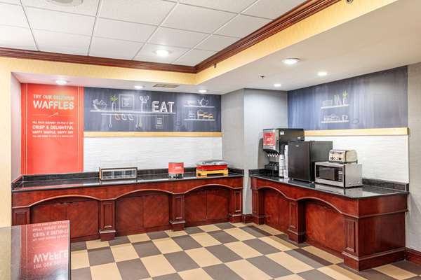 Amenities - Hampton Inn Ft Gregg Adams Petersburg - I-95, Exit 45
