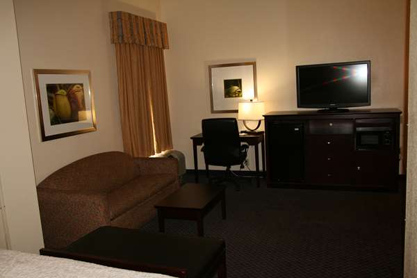  - Hampton Inn Ft Gregg Adams Petersburg - I-95, Exit 45