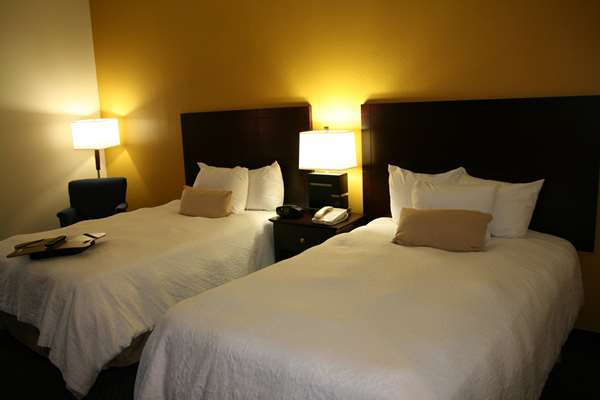  - Hampton Inn Ft Gregg Adams Petersburg - I-95, Exit 45