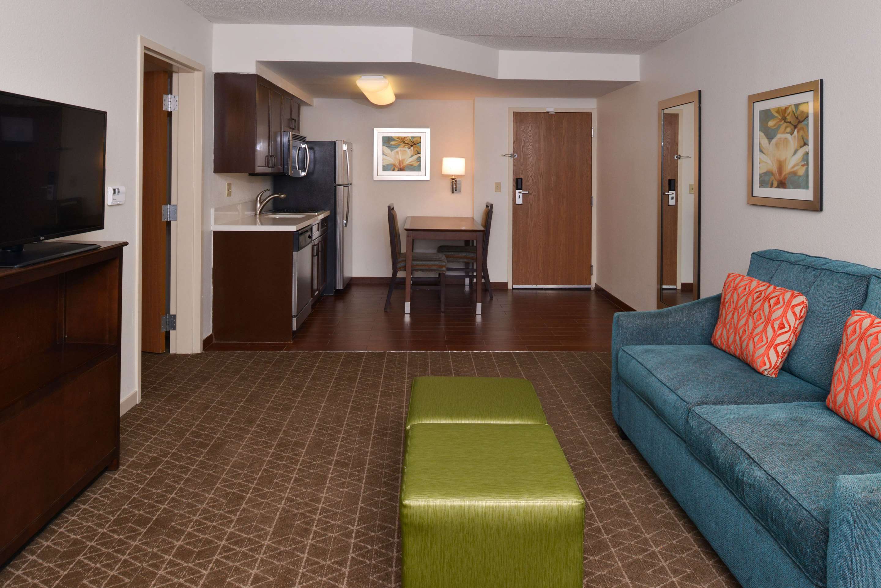 Guest room