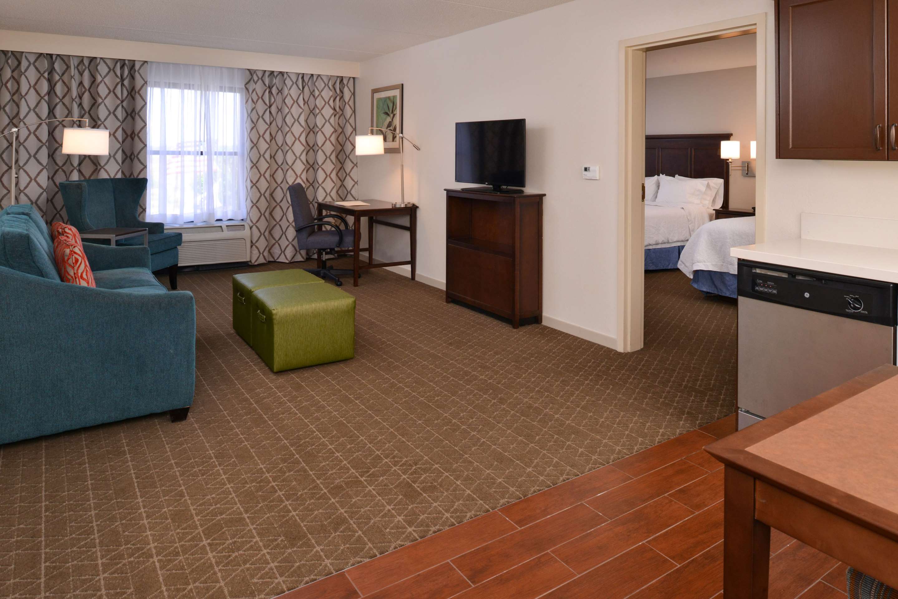 Guest room