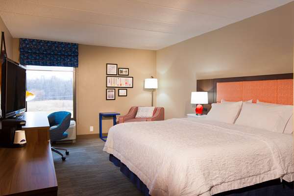  - Hampton Inn Pennsville - I-295, Exit 1