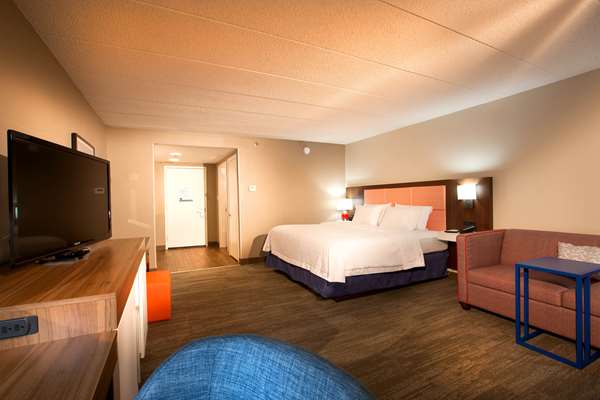  - Hampton Inn Pennsville - I-295, Exit 1