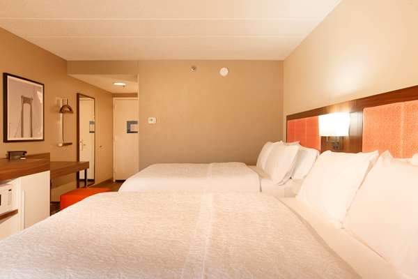  - Hampton Inn Pennsville - I-295, Exit 1