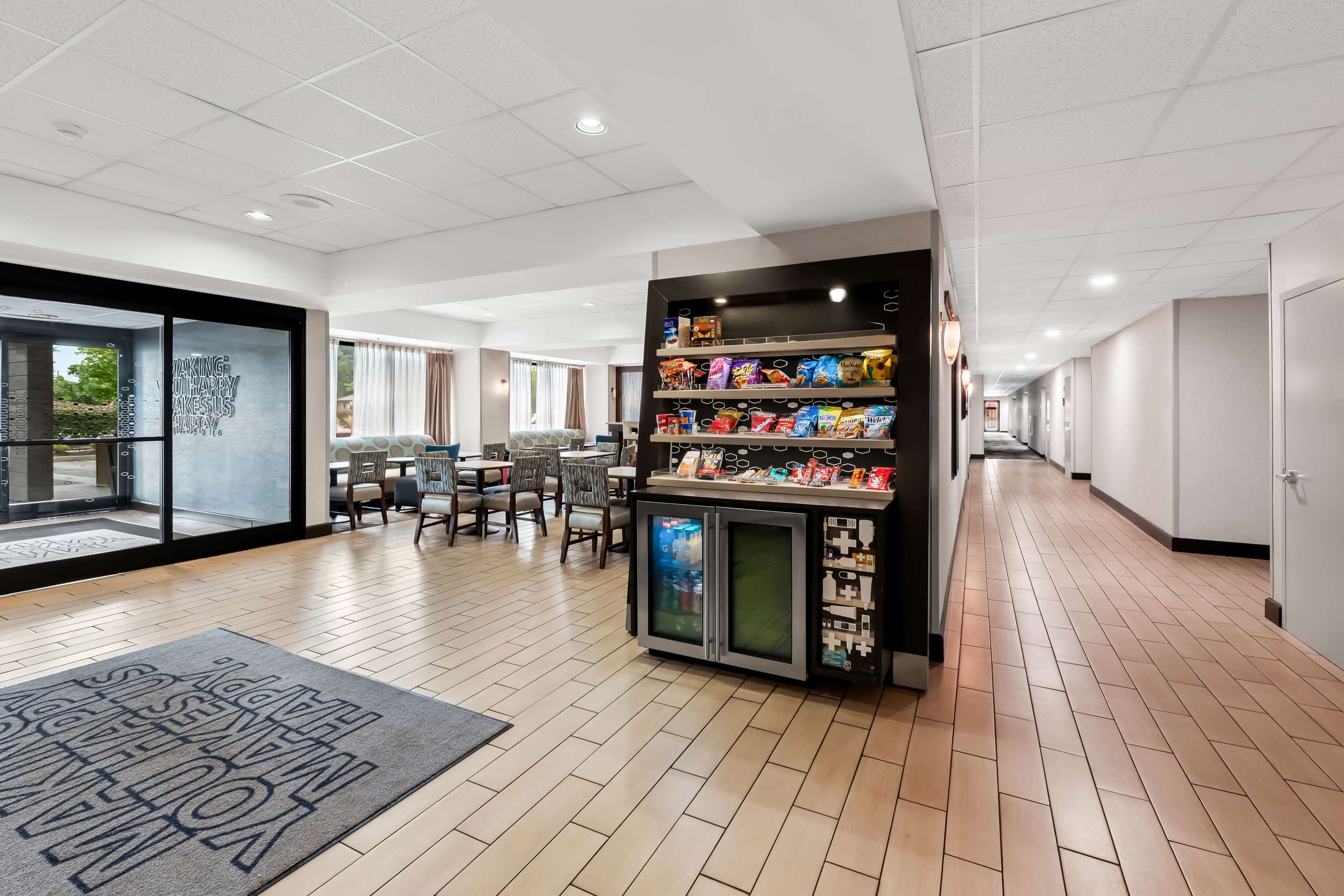 Restaurant | Hampton Inn Pennsville