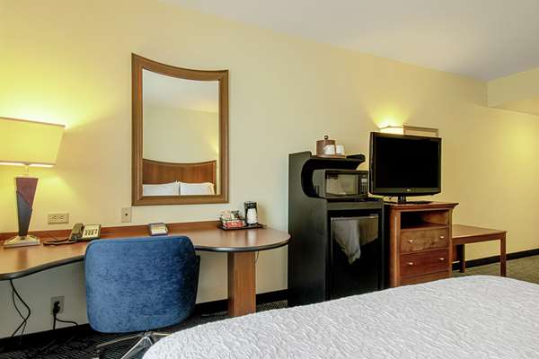  - Hampton Inn Pine Grove