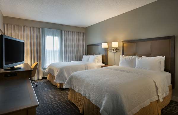  - Hampton Inn & Suites Pineville - I-485, Exit 64