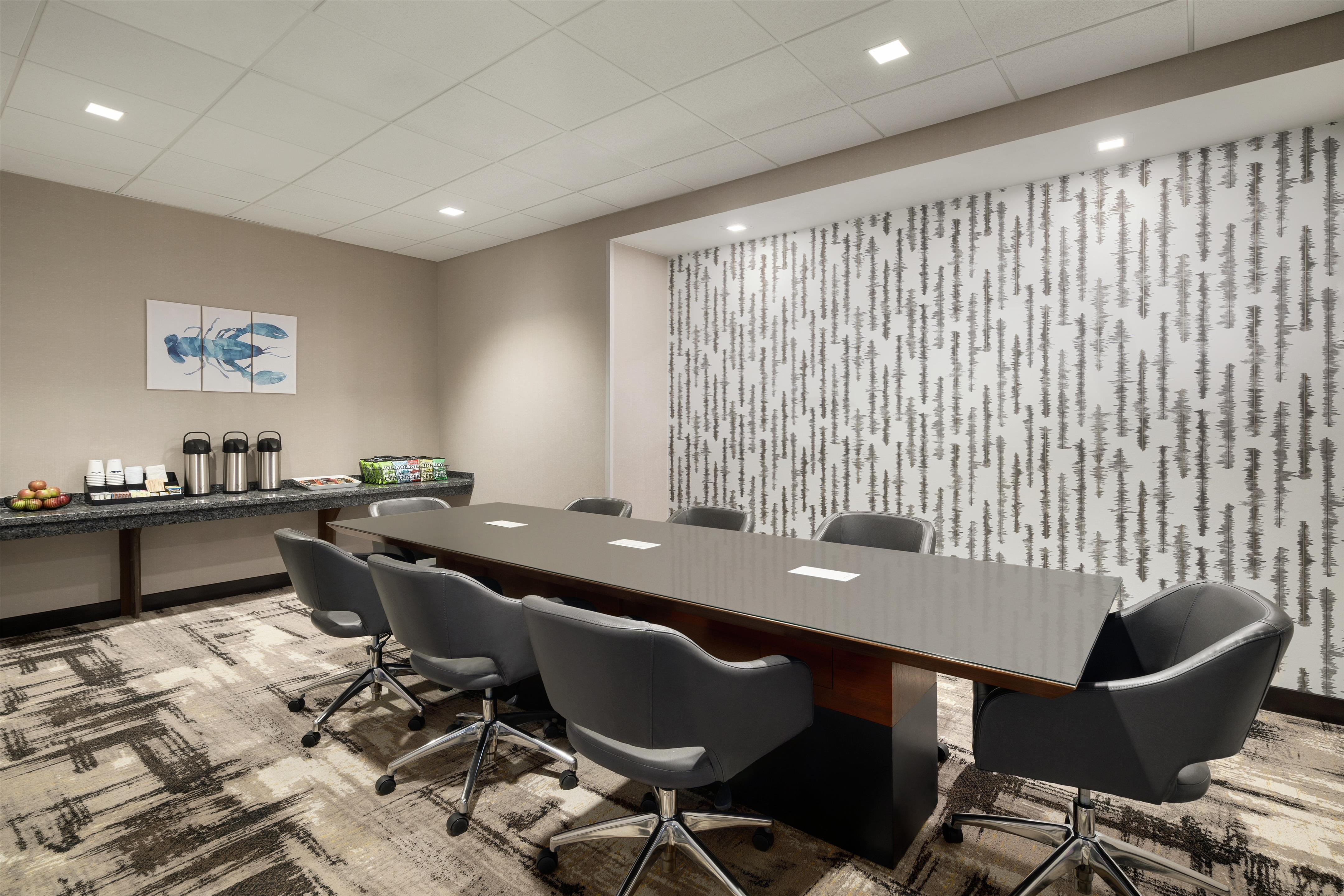 Meeting Room | Hampton Inn Portland Downtown - Waterfront