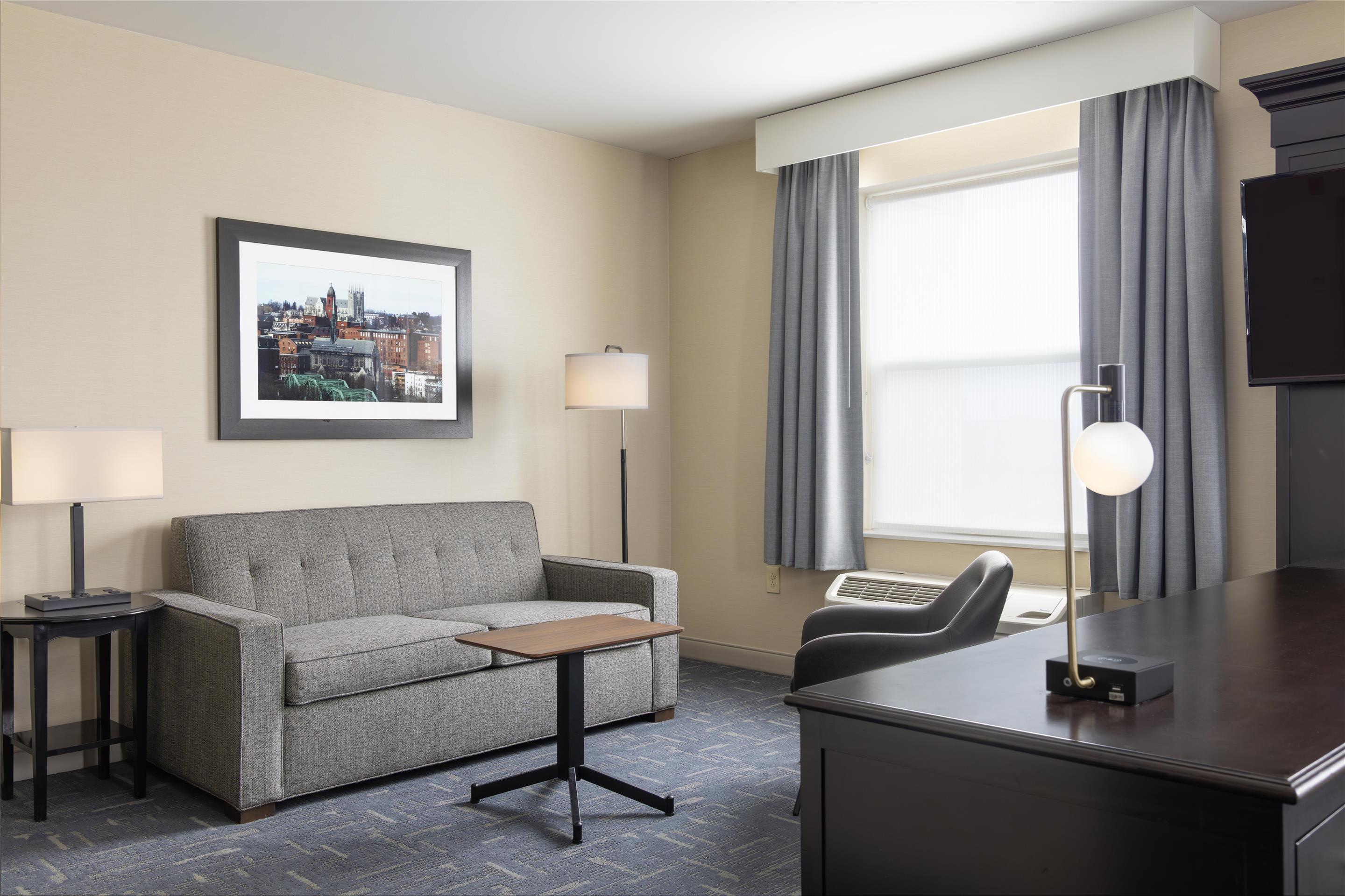 Guest room
