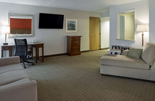  - Hampton Inn Airport South Portland
