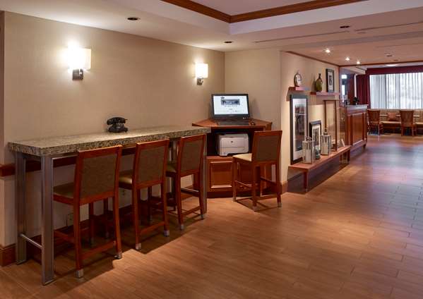 Conference Area - Hampton Inn Airport South Portland