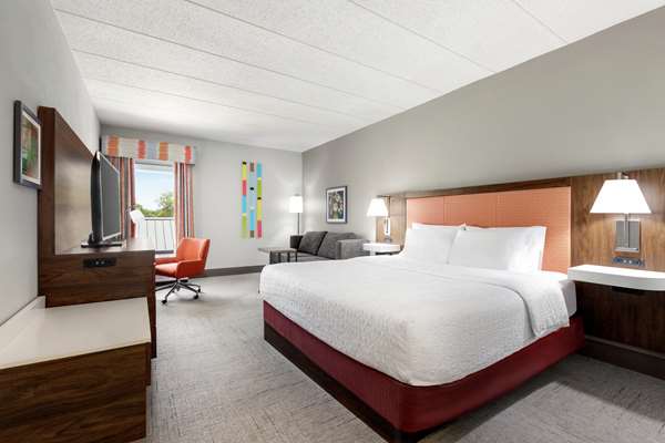  - Hampton Inn Quakertown - I-476, Exit 44