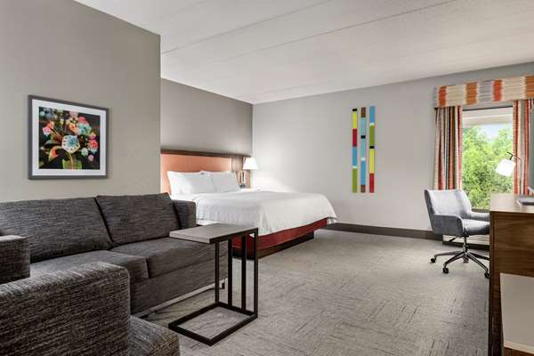  - Hampton Inn Quakertown - I-476, Exit 44