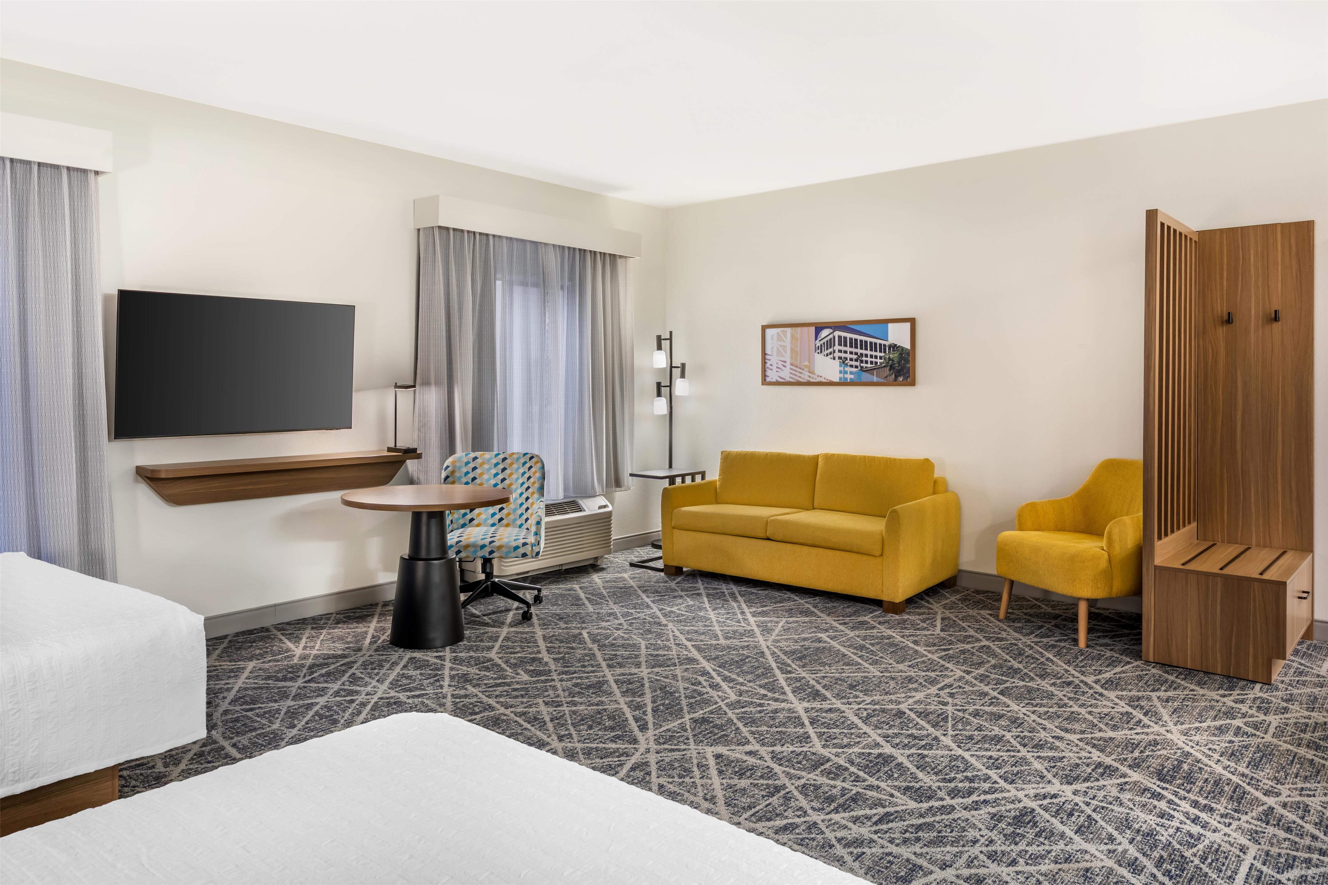 Guest room