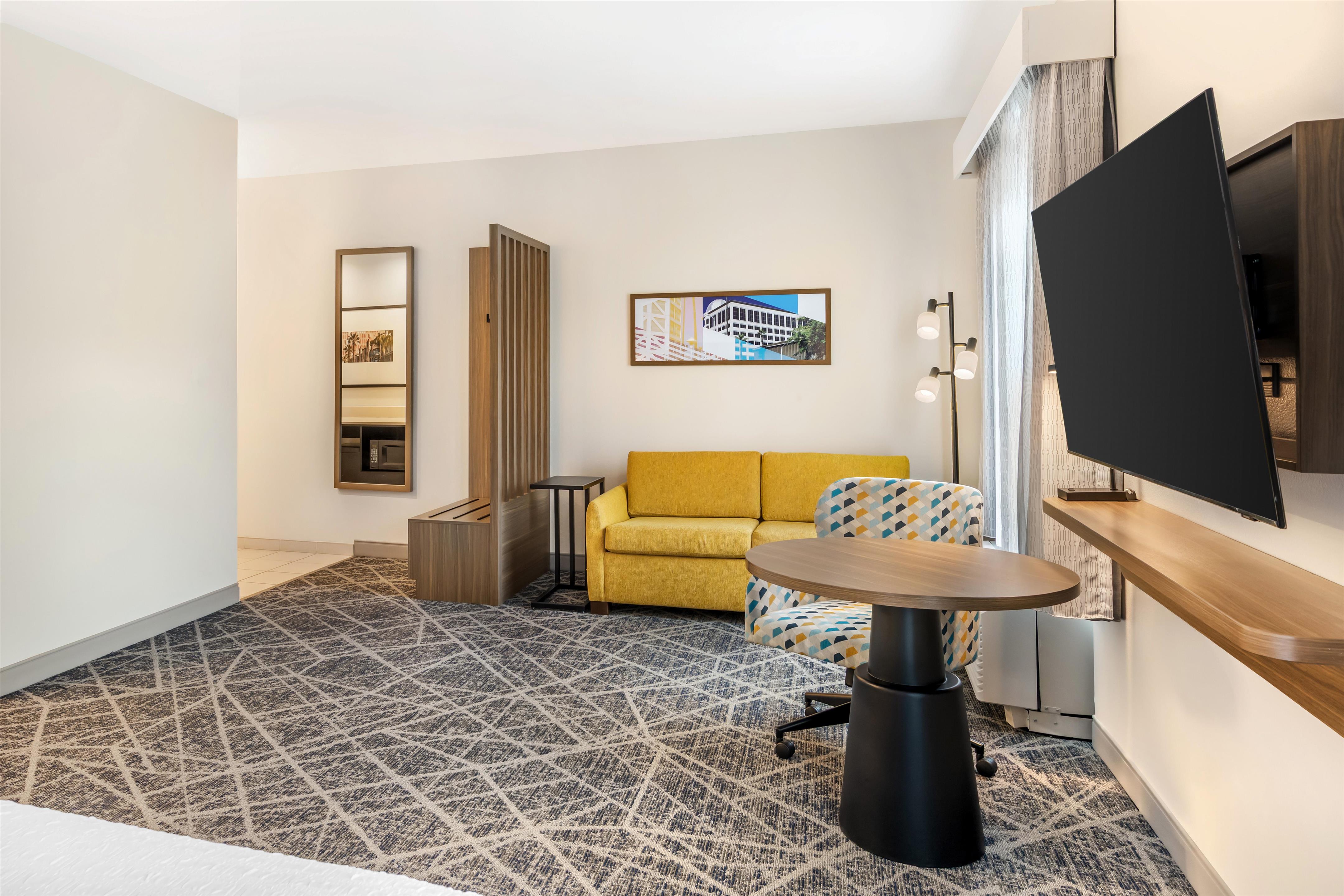 Guest room