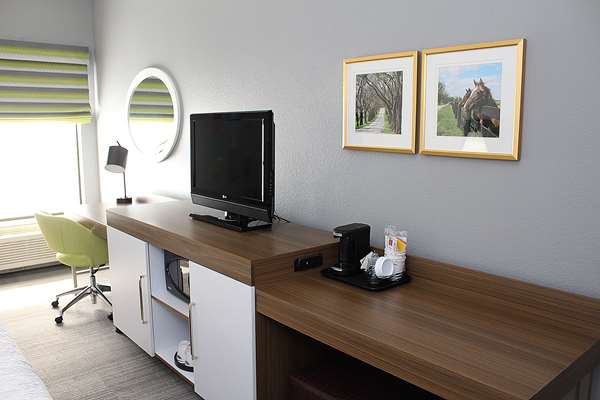  - Hampton Inn Richmond - I-75, Exit 87