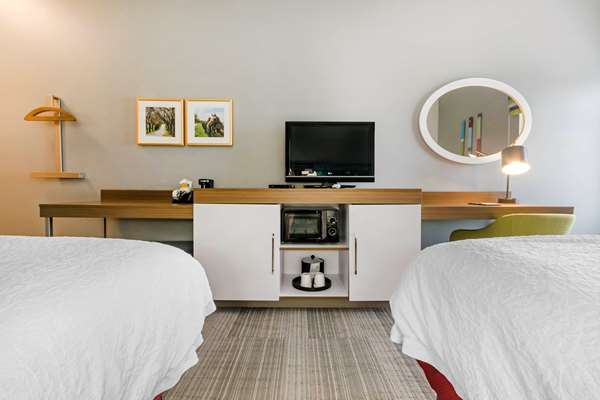  - Hampton Inn Richmond - I-75, Exit 87