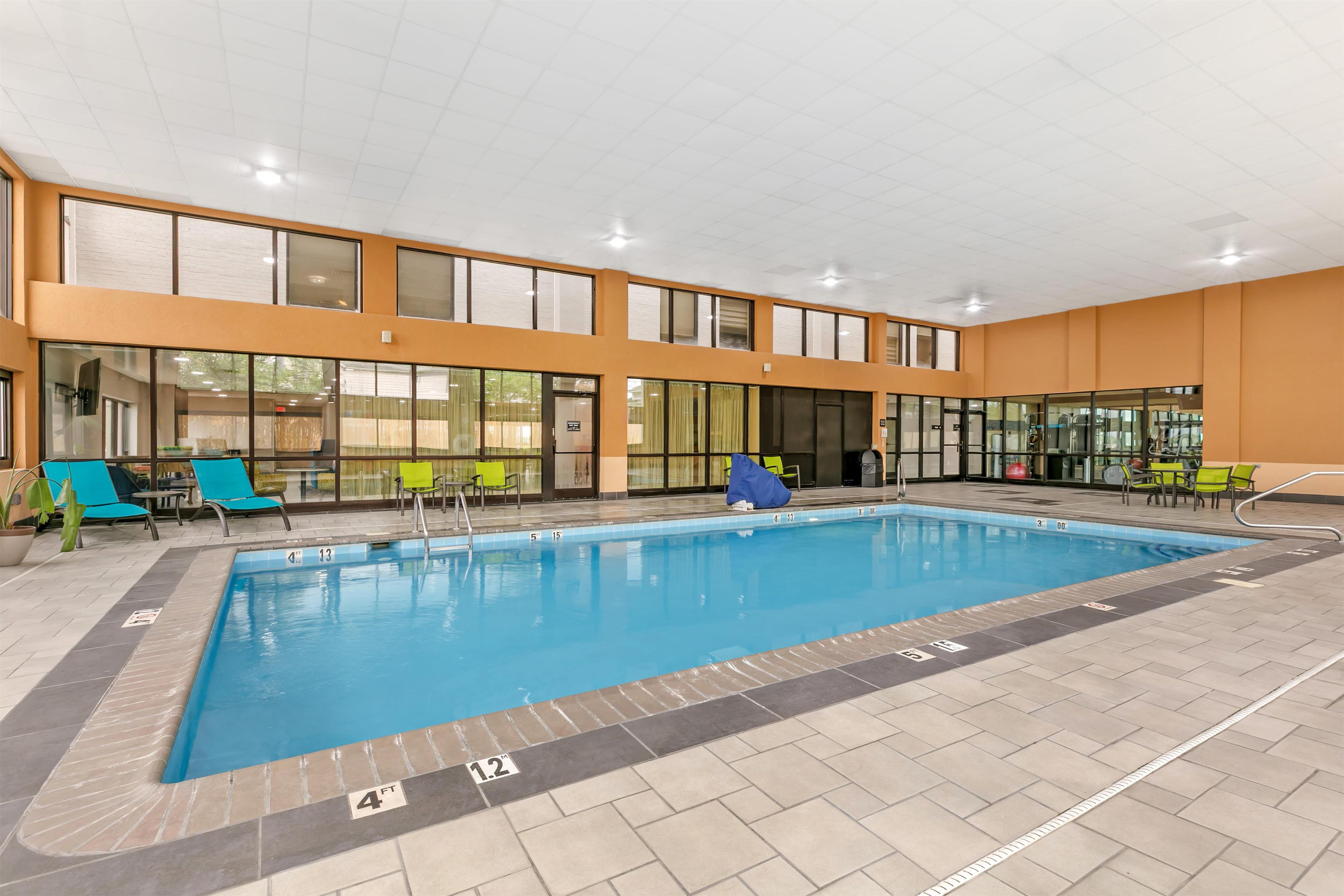 Pool | Hampton Inn Richmond