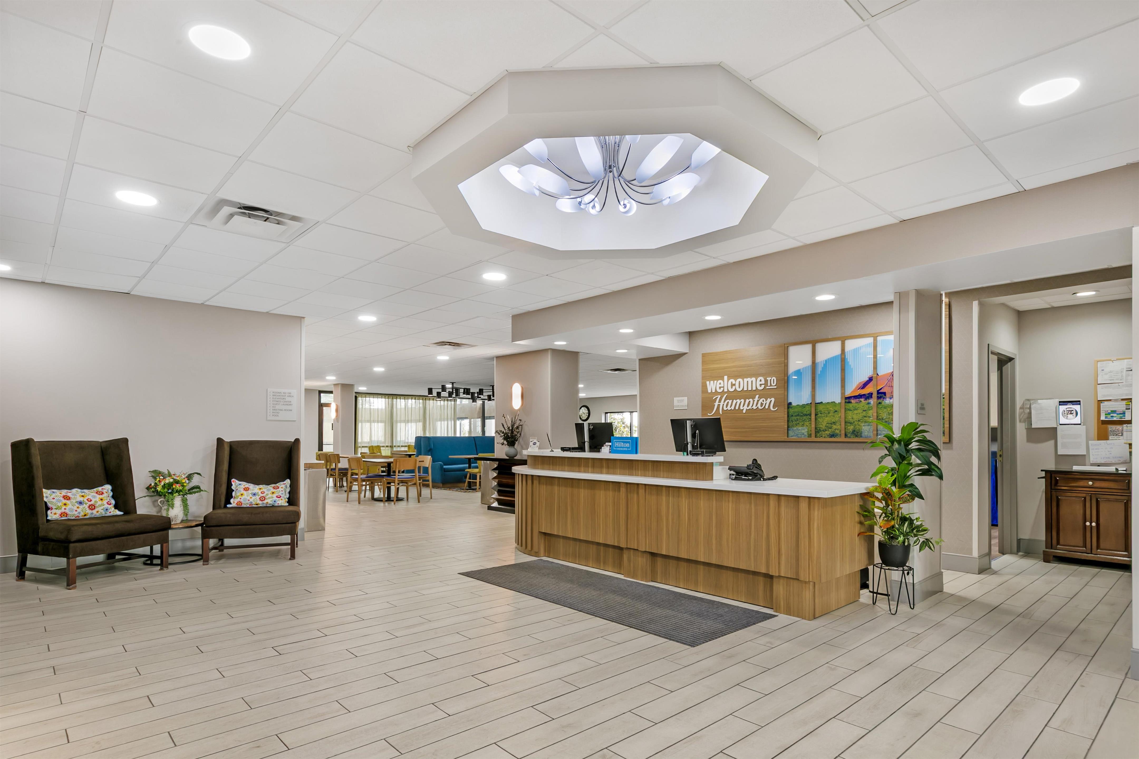 Reception | Hampton Inn Richmond