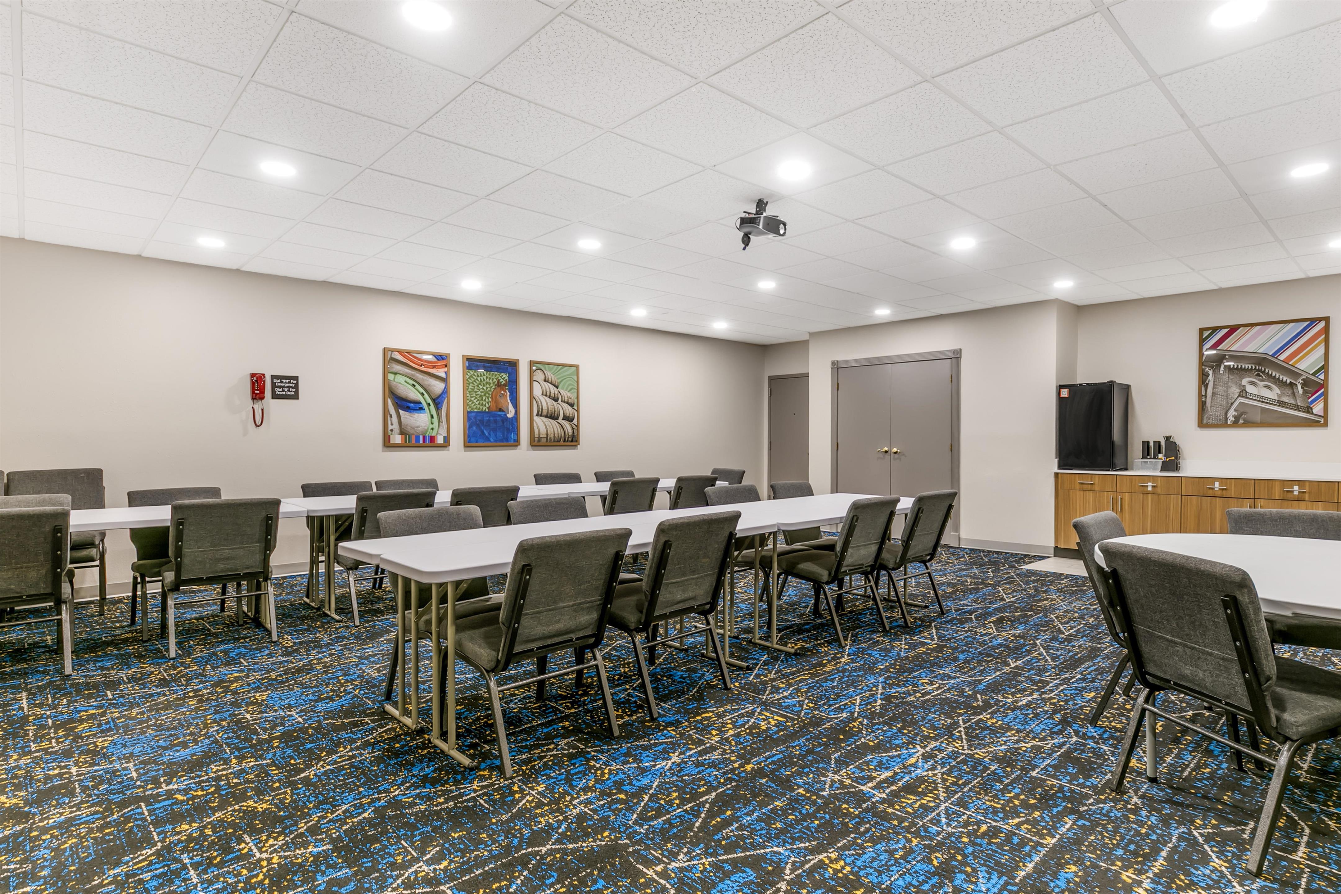Meeting Room | Hampton Inn Richmond
