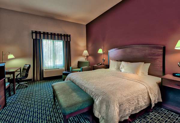  - Hampton Inn & Suites Ridgecrest