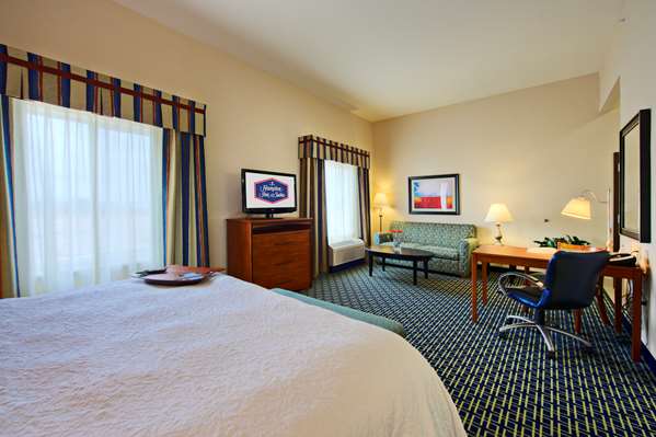  - Hampton Inn & Suites Ridgecrest