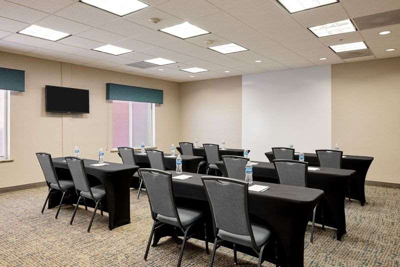 Meeting Room | Hampton Inn & Suites Ridgecrest