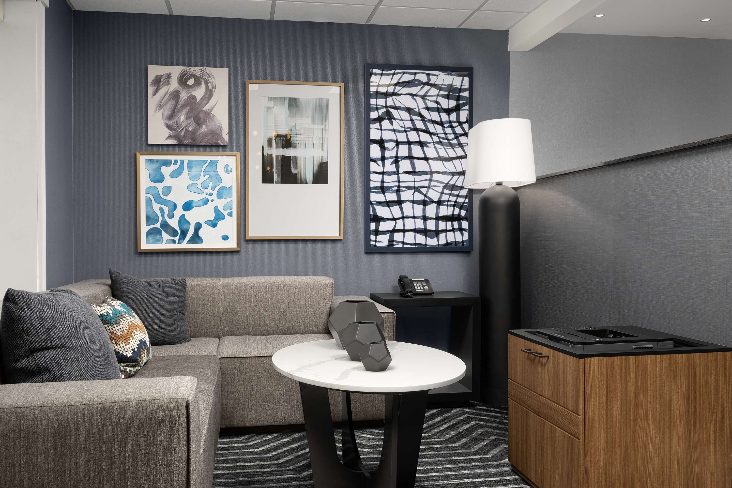 Lobby | Homewood Suites by Hilton Reading-Wyomissing