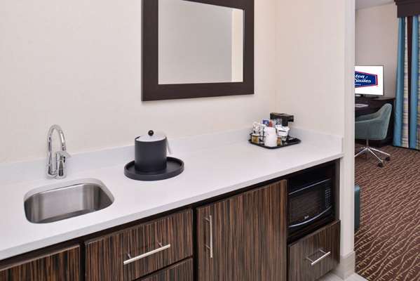  - Hampton Inn & Suites Bend