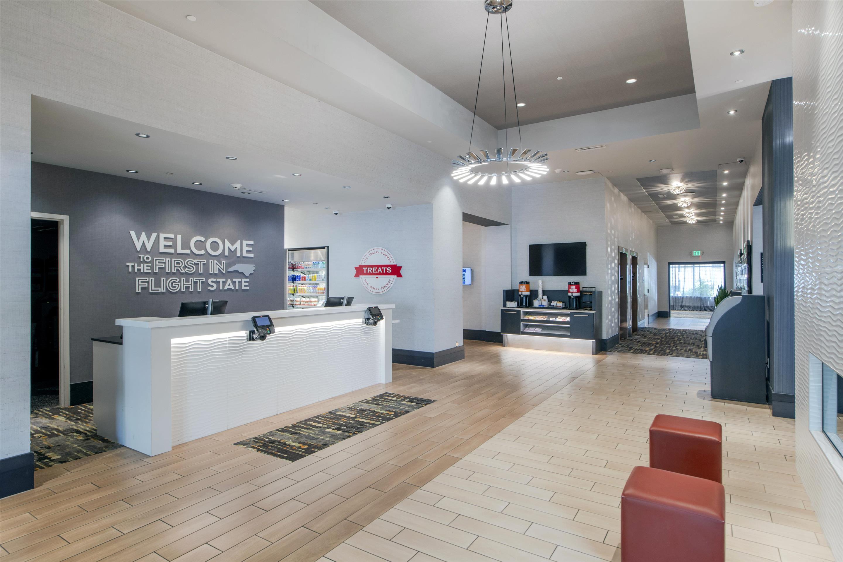 Reception | Hampton Inn & Suites Raleigh-Durham Airport-Brier Creek