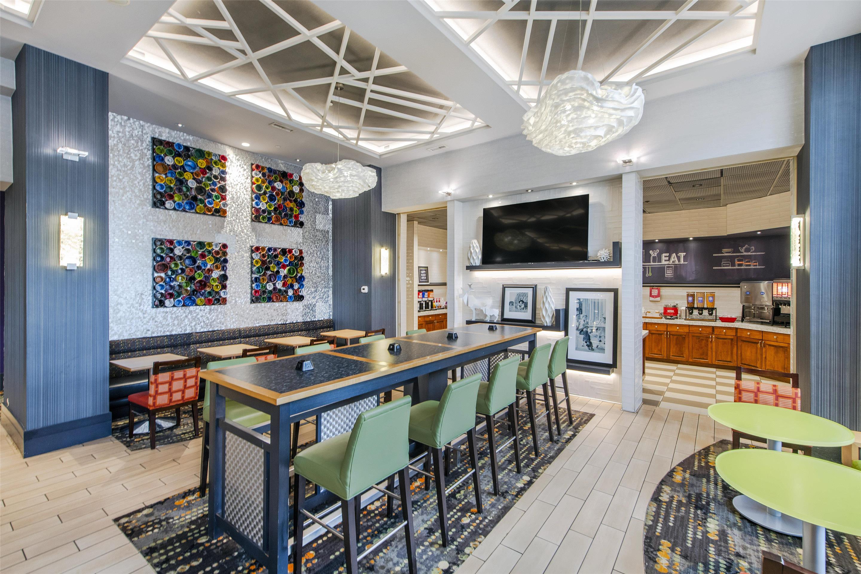 Lobby | Hampton Inn & Suites Raleigh-Durham Airport-Brier Creek
