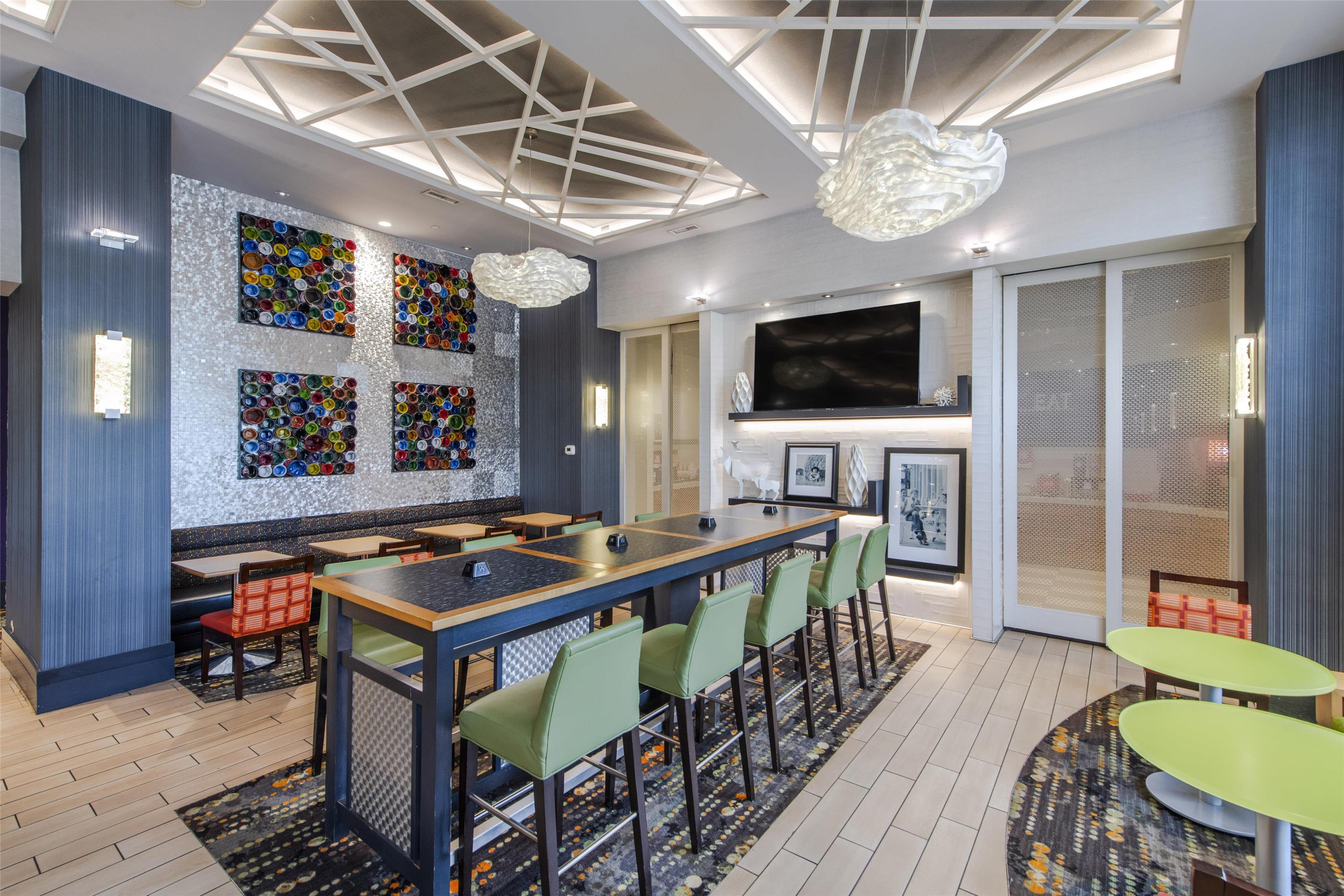 Lobby | Hampton Inn & Suites Raleigh-Durham Airport-Brier Creek