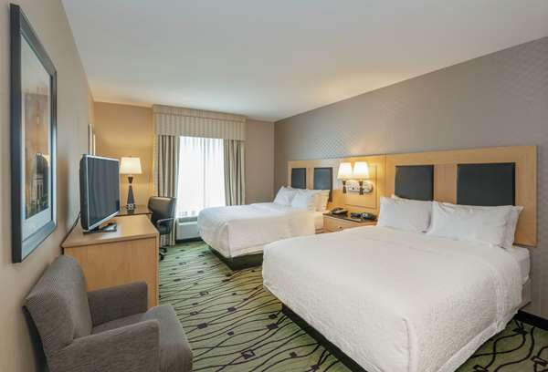  - Hampton Inn & Suites Crabtree Valley Raleigh - I-440, Exit 7