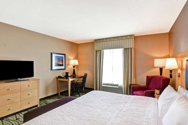  - Hampton Inn & Suites Crabtree Valley Raleigh - I-440, Exit 7