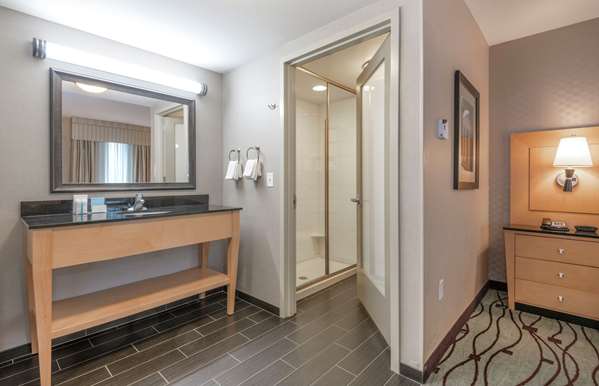  - Hampton Inn & Suites Crabtree Valley Raleigh - I-440, Exit 7