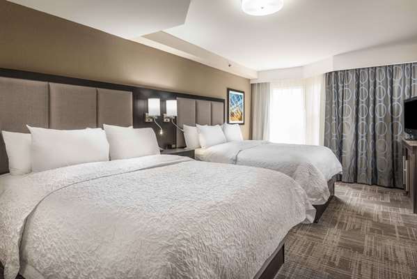  - Hampton Inn & Suites Chapel Hill - I-40, Exit 273