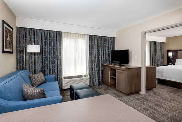  - Hampton Inn & Suites Chapel Hill - I-40, Exit 273