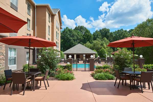 Pool - Hampton Inn & Suites Chapel Hill - I-40, Exit 273
