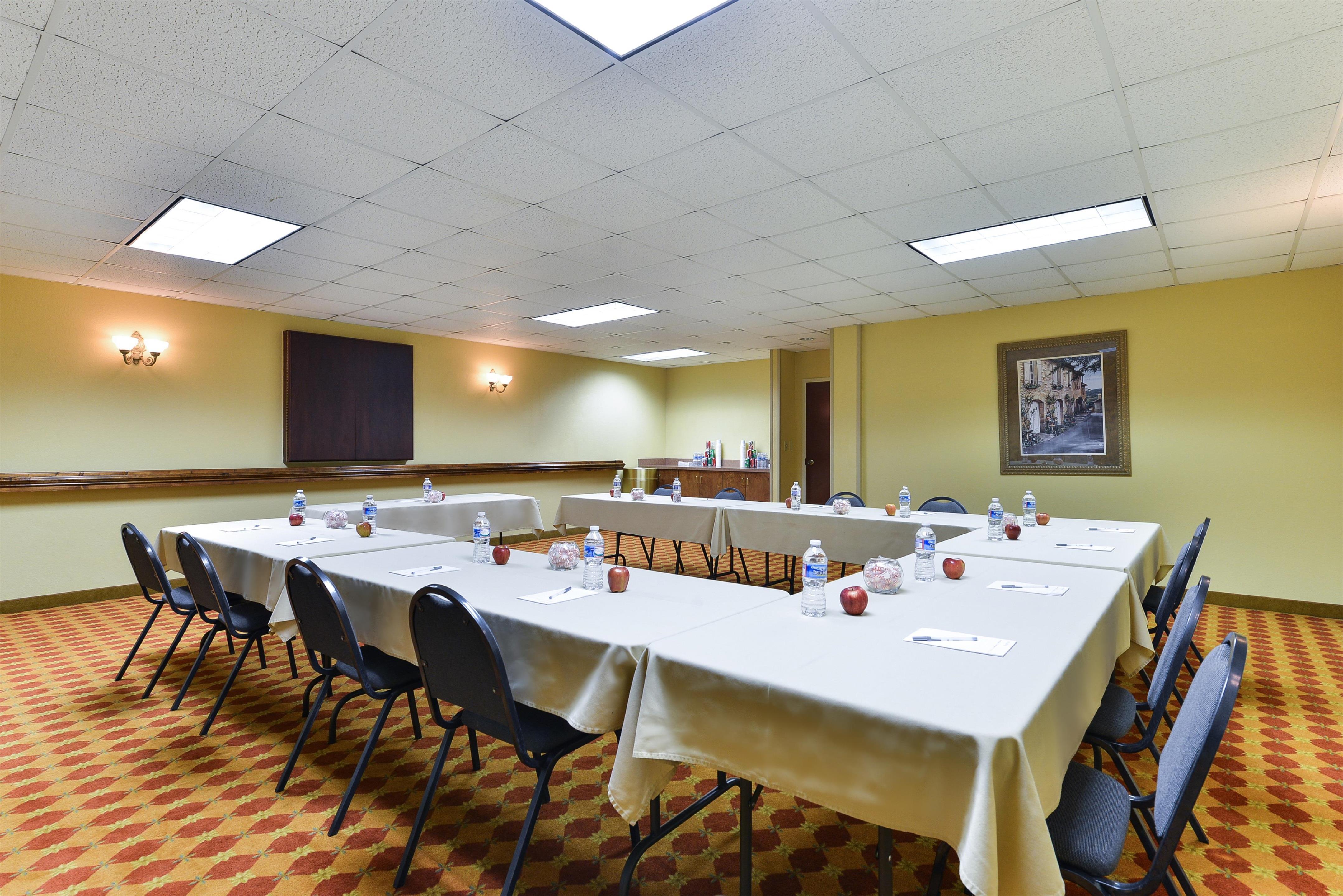 Meeting Room | Hampton Inn Raleigh/Clayton I-40