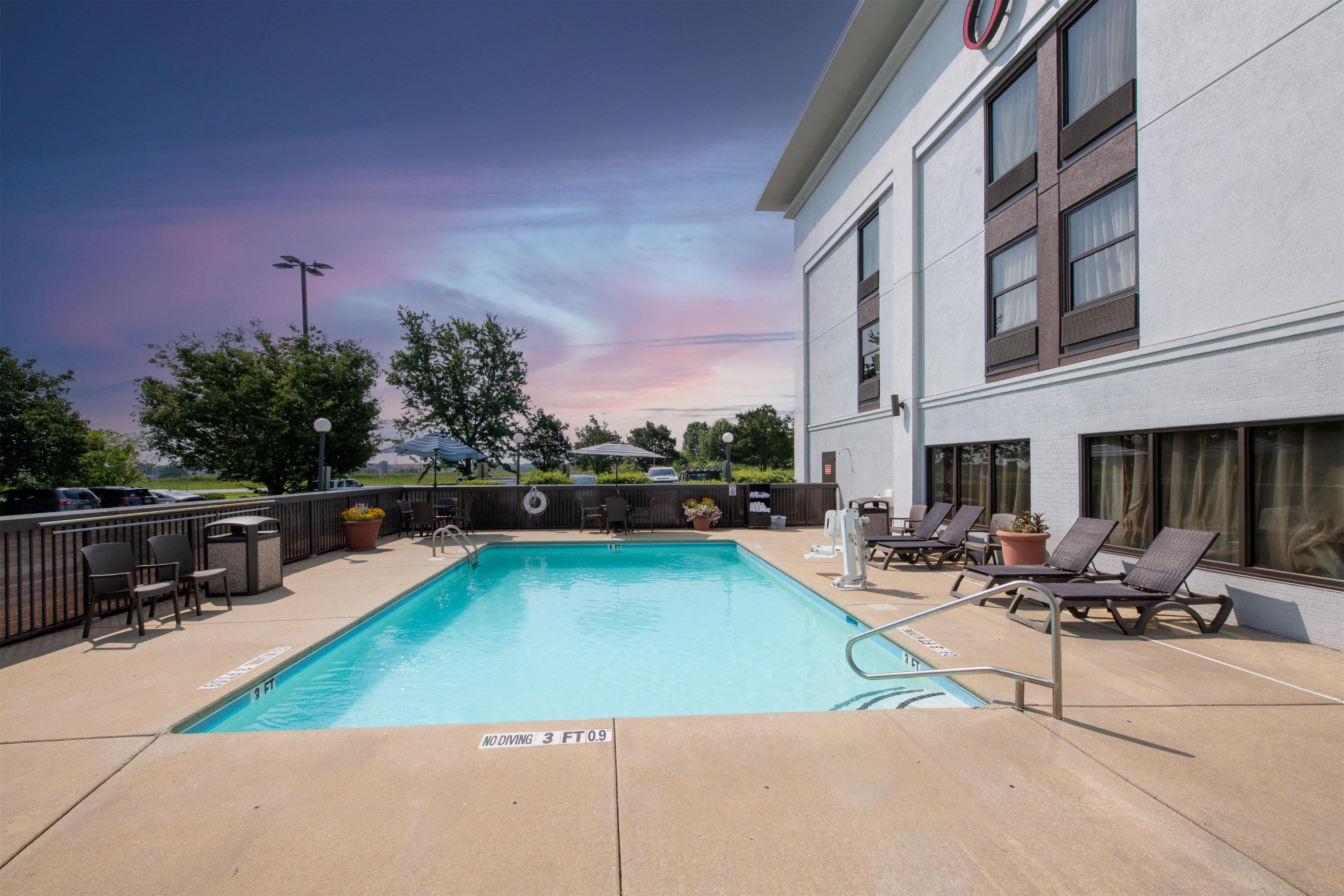 Pool | Hampton Inn Raleigh/Clayton I-40