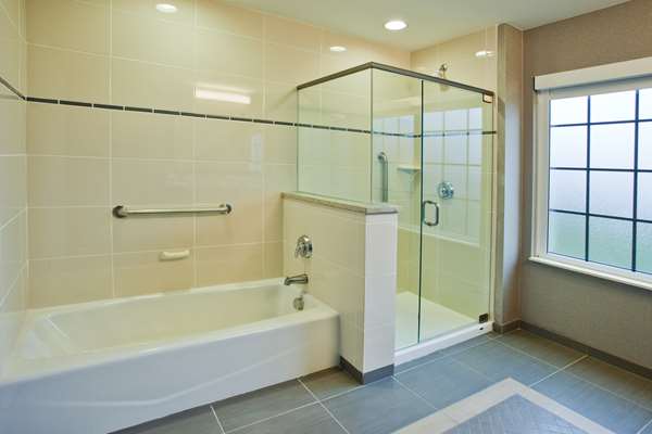  - Hampton Inn & Suites Carrboro